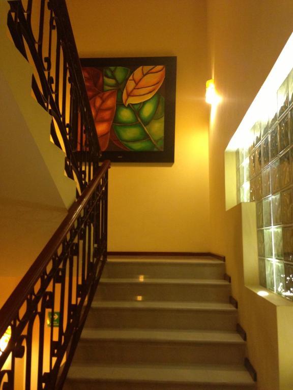 Hotel Cr Tehuacán Eksteriør bilde