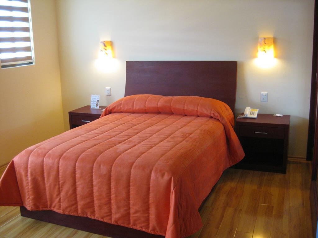 Hotel Cr Tehuacán Eksteriør bilde