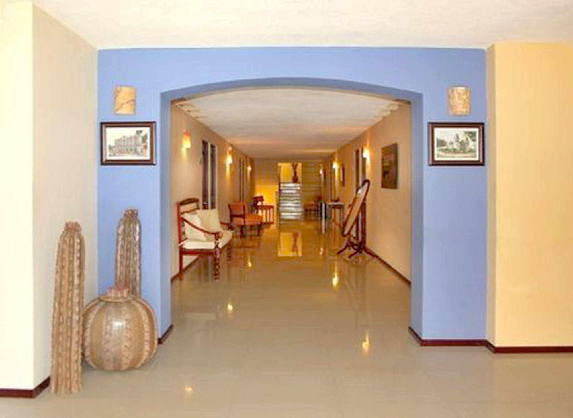 Hotel Cr Tehuacán Eksteriør bilde